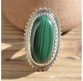 Bague ethnique massive en argent et pierre ovale Malachite T55