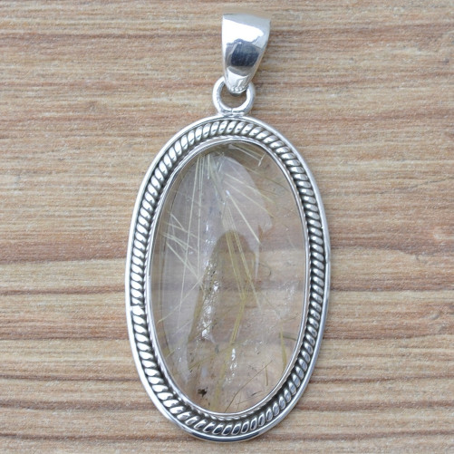 Pendentif ovale argent ciselé et Quartz rutile