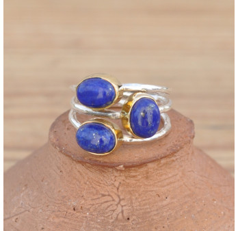 Bague moderne 3 anneaux soudés et 3 pierres Lapis lazuli