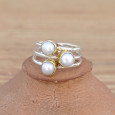 Bague moderne 3 anneaux soudés et 3 Perles de culture (blanc) T54/56