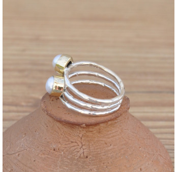 Bague moderne 3 anneaux soudés et 3 Perles de culture (blanc)