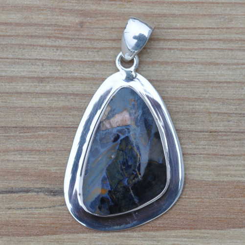 Pendentif en argent plat et pierre PIETERSITE