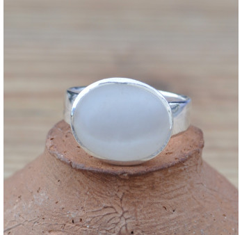 Bague ovale en argent et Nacre (blanc)