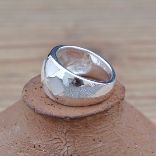 Bague argent bombée 7 morceaux de Nacre (blanc)  T51