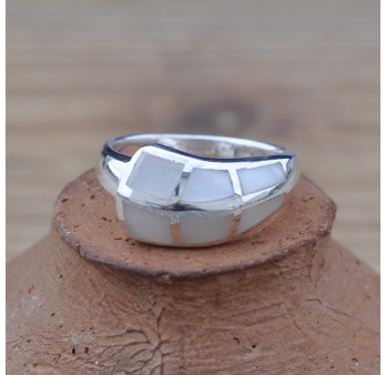 Anneau asymétrique en argent et Nacre (blanc)