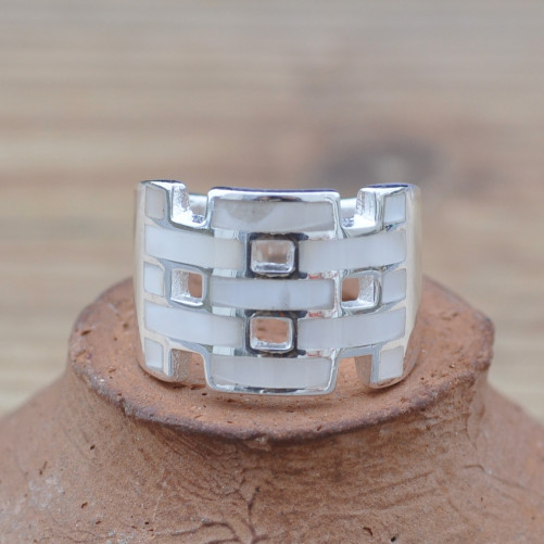 Anneau graphique en argent et Nacre (blanc)