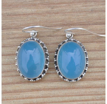 Boucles d'oreilles ovales en argent ciselé et pierre Calcédoine bleue (bleu)