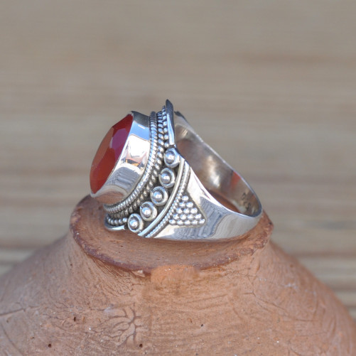 Bague ethnique en argent et pierre naturelle Cornaline (orange) T51