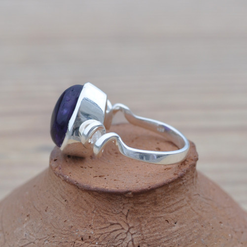 Bague pierre Améthyste goutte et anneau torsadé (violet) T55