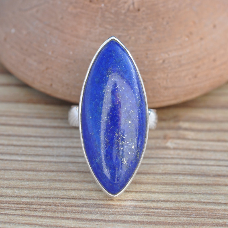 Belle bague navette pierre Lapis lazuli sertie d'argent T53