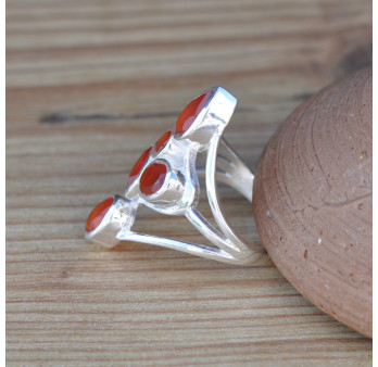 Longue bague en argent et 5 pierres facettées en Cornaline T54