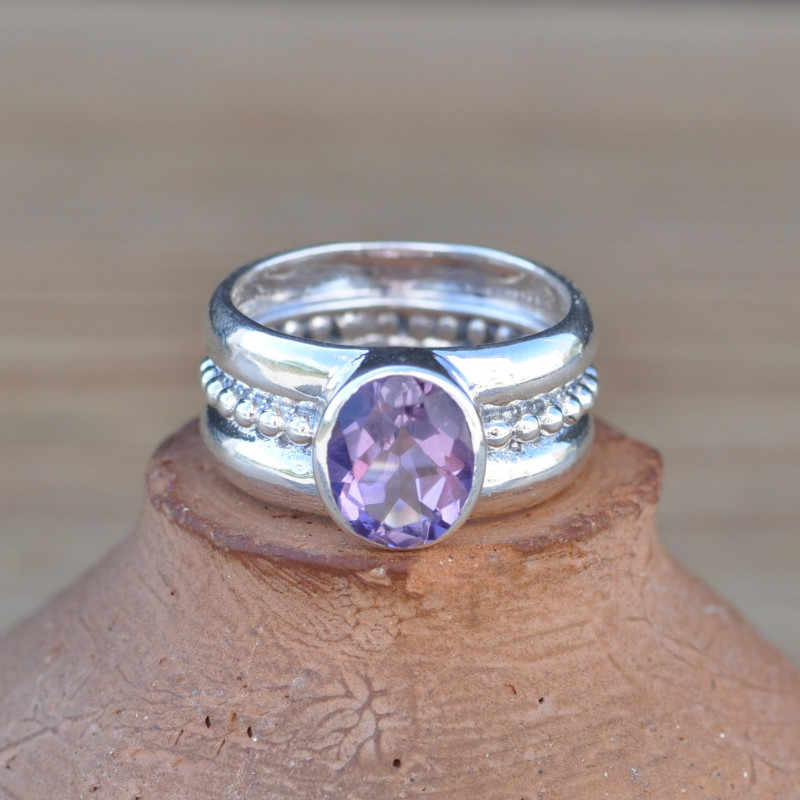 NEW ! Anneau boules d'argent et pierre ovale en Améthyste (violet)