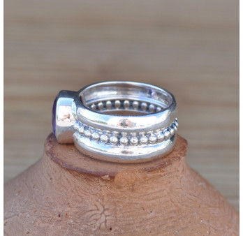 Anneau boules d'argent et pierre ovale en Améthyste (violet) T58
