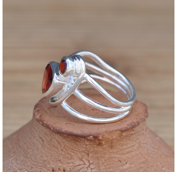 Bague ajourée entremêlée 2 pierres en Grenat et argent (rouge) T59