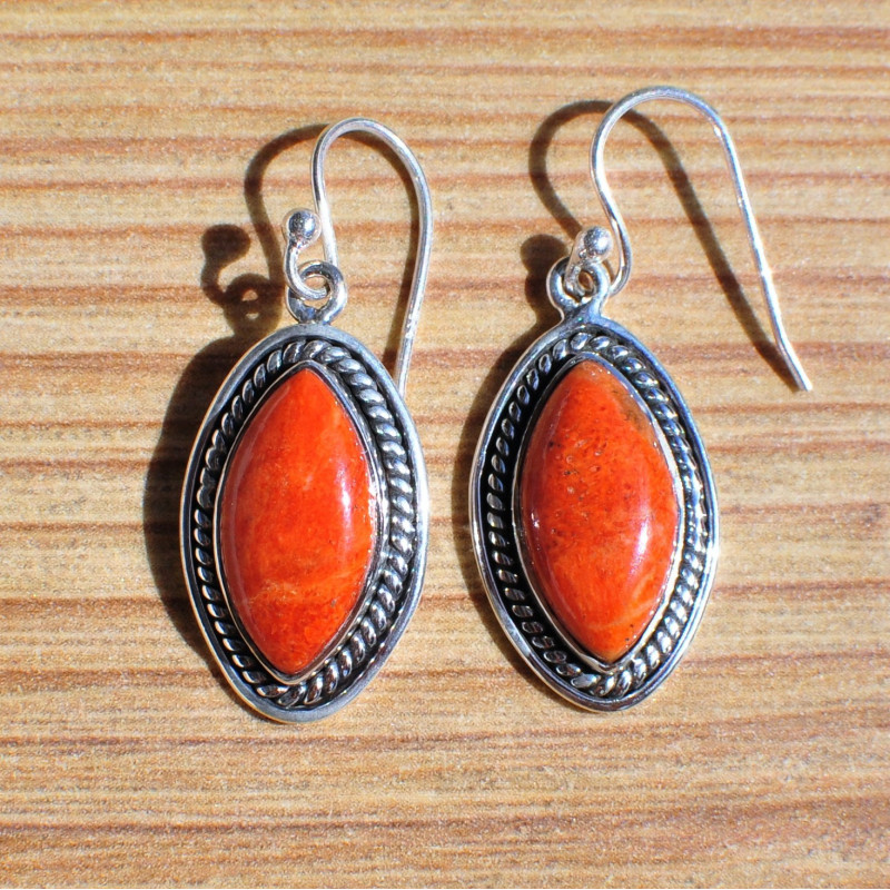 New! Boucles d'oreilles argent ciselé navette en corail éponge orange