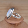 Bague ovale argent oxydé et pierre facettée Pierre de lune blanche