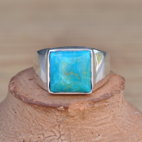 Chevalière argent et pierre carrée Turquoise d'Arizona bleue