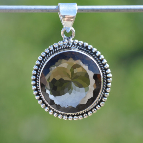 NEW ! Pendentif rond argent ciselé et pierre Quartz fumé (brun)