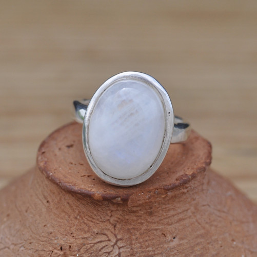 NEW ! Bague ovale argent et Pierre de lune bombée (blanc)