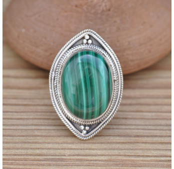 Bague argent ciselé pointes et pierre Malachite (vert)