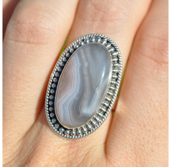 Bague ovale en argent ciselé et pierre Agate du Botswana (brun) T57