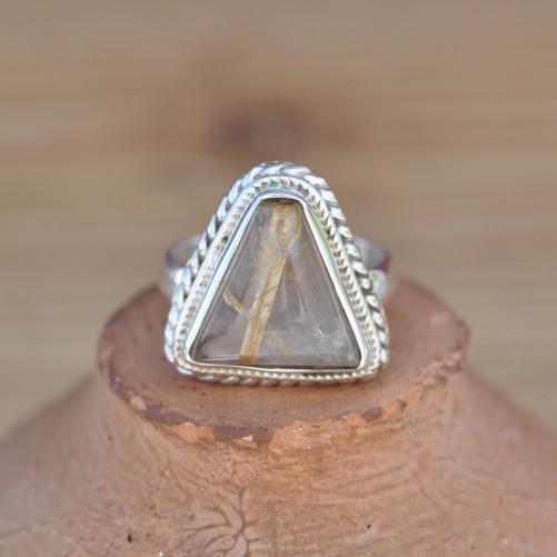 Petite bague triangulaire pierre Quartz rutile argent torsadé (doré)