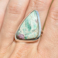Bague triangle argent et pierre Rubis sur Fuschite T57