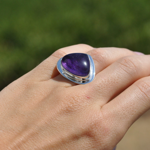 Bague goutte large en argent plat et pierre Améthyste (violet) T53