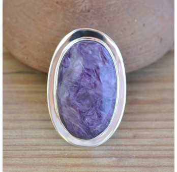 Grosse bague ovale argent plat et pierre Charoite (violet)