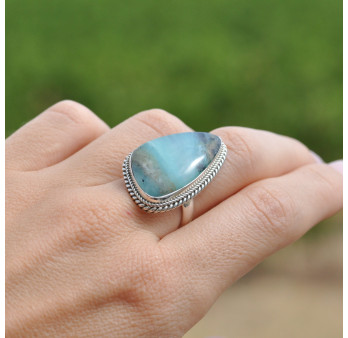Bague en pierre Opaline et argent torsadé (bleu) T55