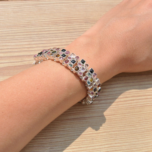 Magnifique bracelet argent et 84 petites pierres Tourmaline (multicolore)
