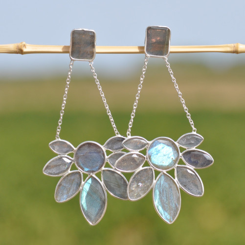 Boucles longues argent et 9 pierres en Labradorite (bleu)