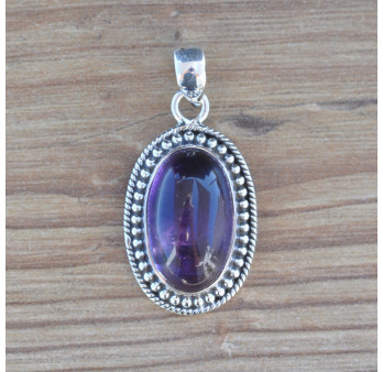 Pendentif ovale argent ciselé et pierre Améthyste (violet)