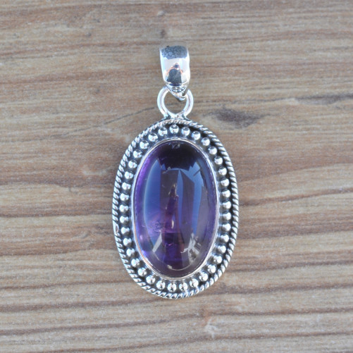 Pendentif ovale argent ciselé et pierre Améthyste (violet)