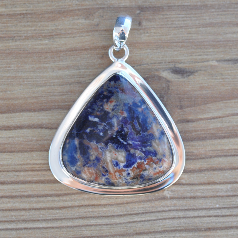 Gros pendentif triangulaire argent plat et pierre Sodalite (bleu)
