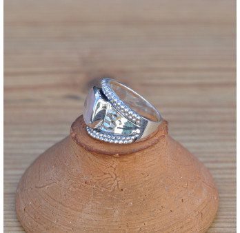 Anneau argent martelé et pierre carrée Quartz rose (rose) T55/56