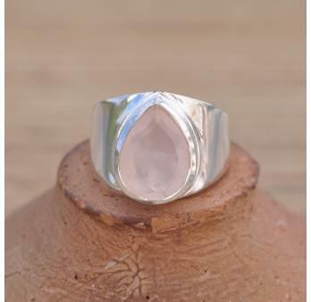 Anneau large en argent et pierre Quartz rose facettée goutte (rose)