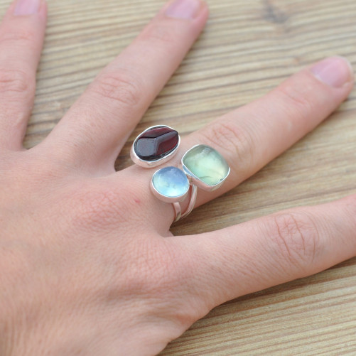 Bague ouverte argent et 3 pierres Aigue marine, Grenat et Prehnite (bleu) (rouge) (vert) T55