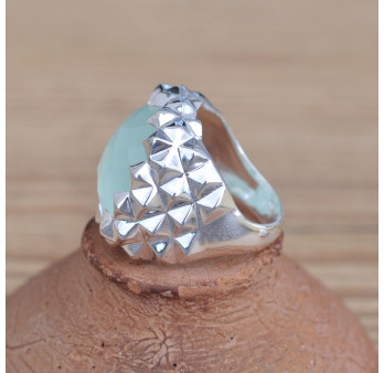 Grosse chevalière pointes argent et pierre Calcédoine (bleu)