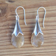 Boucles d'oreilles gouttes en pierre Quartz rutile (doré) Boucles d'oreilles gouttes en pierre Quartz rutile (doré)
