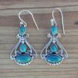 Boucles d'oreilles ciselées en argent et 3 pierres en Turquoise (vert)