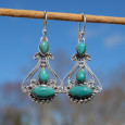 Boucles d'oreilles ciselées en argent et 3 pierres en Turquoise (vert)