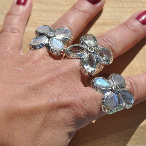 Grosse bague fleur argent et 5 pierres en Labradorite (vert) (bleu) T57