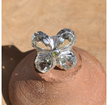 Grosse bague fleur argent et 5 pierres en Prasiolite (vert)