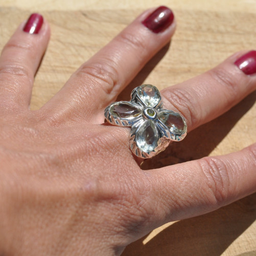 Grosse bague fleur argent et 5 pierres en Prasiolite (vert) T57/60
