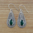 Boucles d'oreilles gouttes ciselées en argent et pierre Agate verte (vert) Boucles d'oreilles gouttes ciselées en argent et pierre Agate verte (vert)