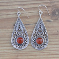 Grandes boucles gouttes en argent ajourées et pierre Cornaline (orange) Grandes boucles gouttes en argent ajourées et pierre Cornaline (orange)