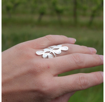NEW ! Longue bague en argent et 8 morceaux de Nacre (blanc)