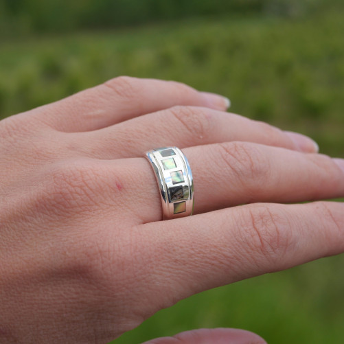 Anneau large en argent et carrés en Abalone (multicolore) T58