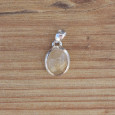 Petit pendentif ovale en pierre Quartz rutile bombée sertie d'argent (doré)